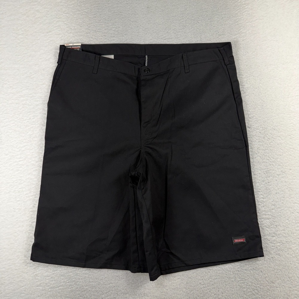 Dickies Wrinkle Resistant Work Short Relaxed 13" Inseam Black Men's 44 (W42.5)